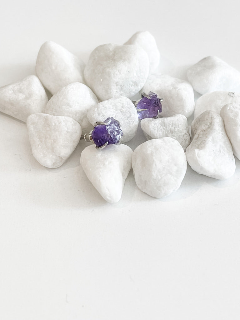 Rough Gemstone Claw Earrings