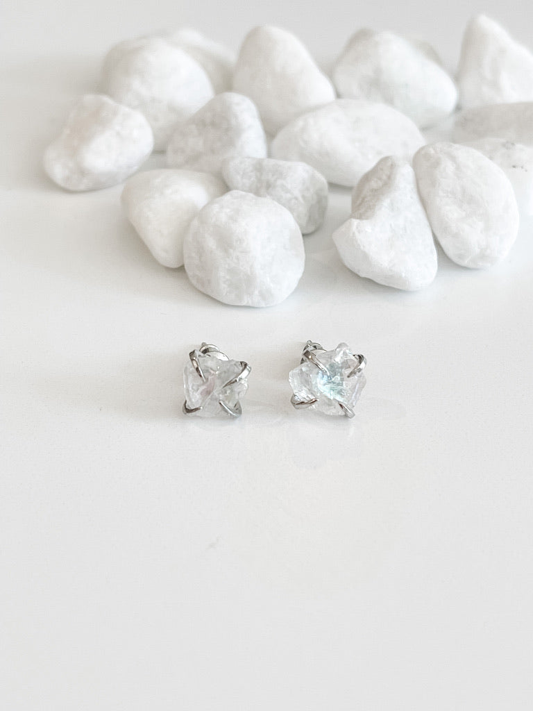 Rough Gemstone Claw Earrings