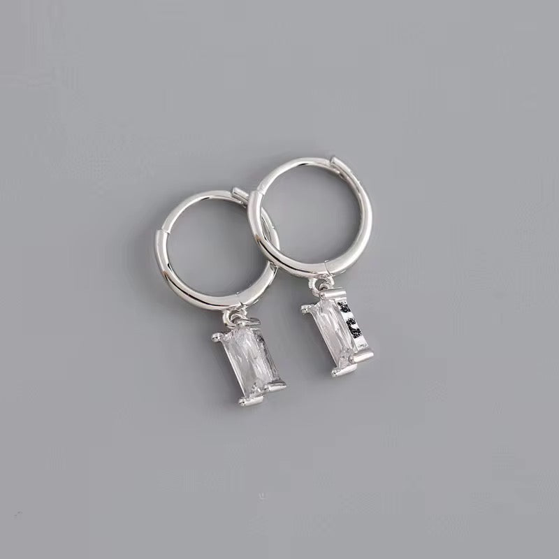 Baguette Stone Huggies